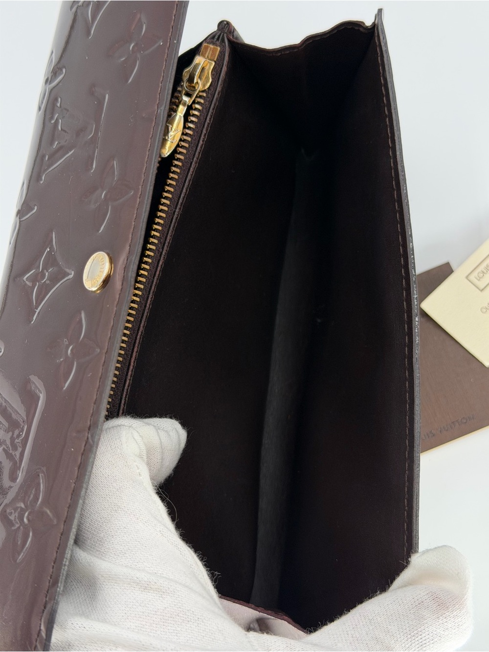 Louis Vuitton Sarah Vernis Monogram Long Wallet - Picture 8 of 16